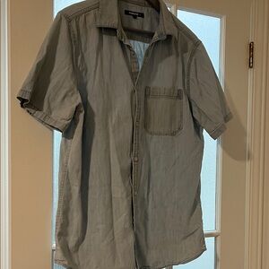 Men's Casual Gray Button Down Shirt